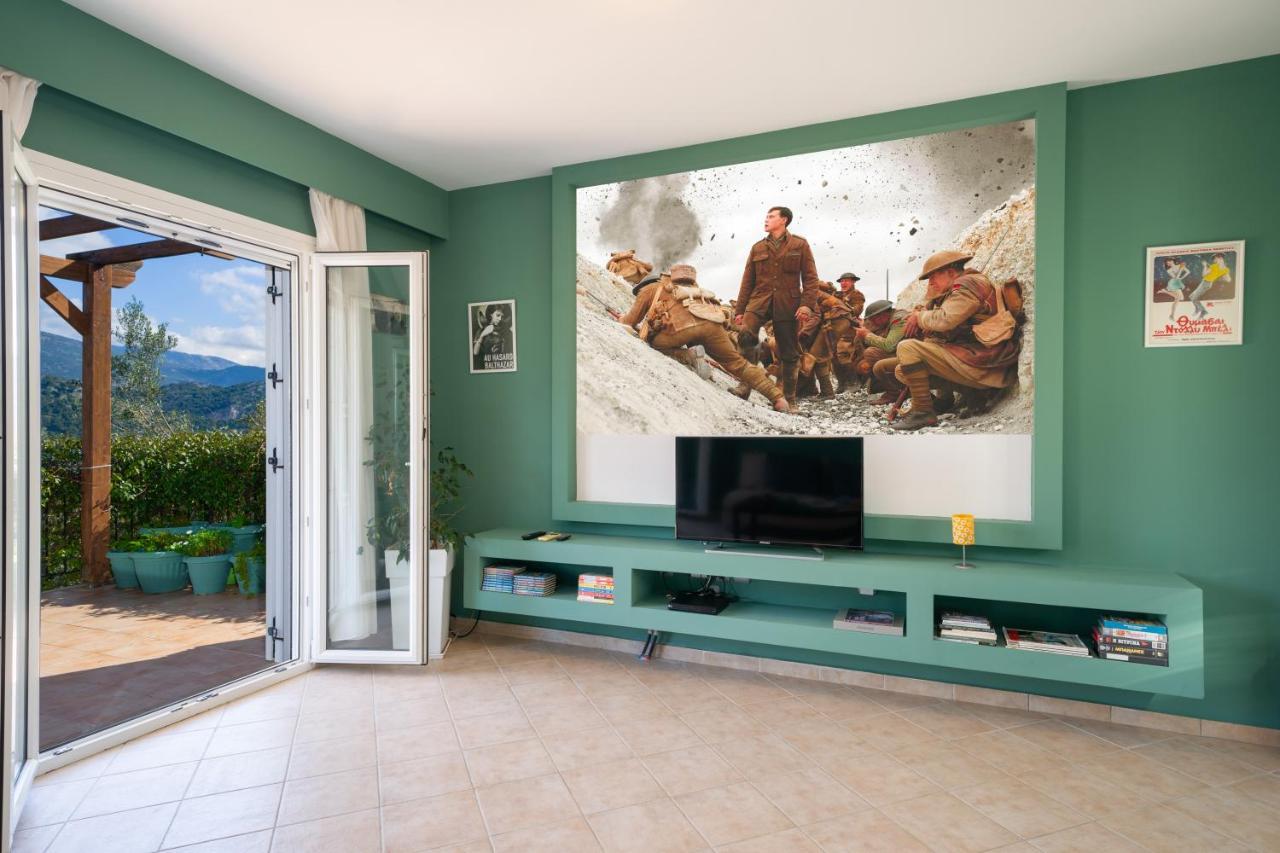 Cinema Themed House In Argostoli Villa Екстериор снимка